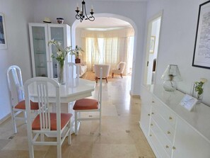 Dining - Spectacular Sea Views, Pool & Garden – Calahonda Apartment for 6 (Sitio de Calahonda)