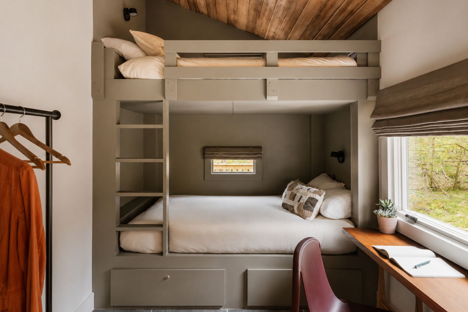 2 Schlafzimmer, Schreibtisch, kostenloses WLAN, Bettwäsche