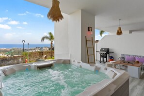 Unclassified image, 2 of 20, button - Private Jacuzzi for Romantic Getaways a221 (Mijas Costa)