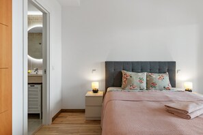 Strygejern/strygebræt, Wi-Fi, sengetøj