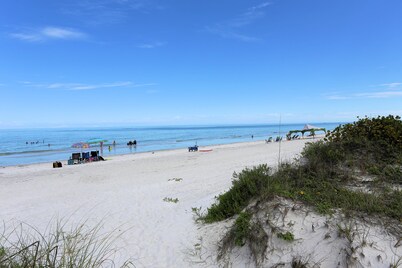 🌊Quick Walk to Beach🌴Great Location🌞Indian Beach Villas 3A