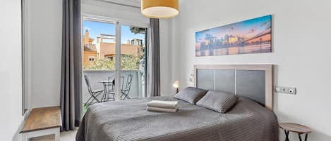 熨斗/熨衣板、WiFi、床单