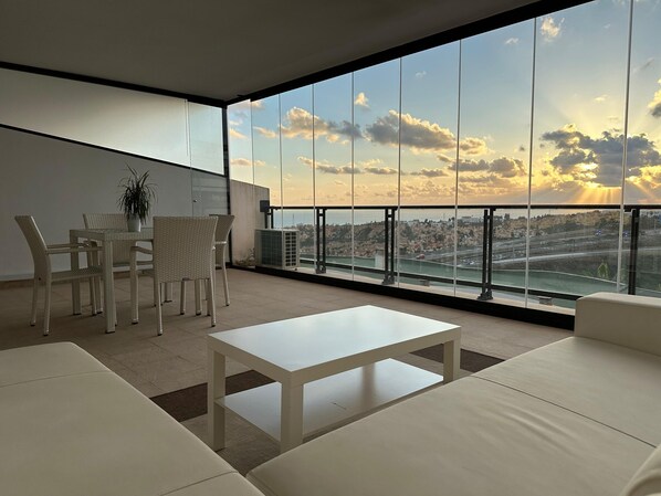 Interior - Apartment 'Hermosa Vista al Mar Grande' with Sea Views, Wi-Fi and Air Conditioning (Mijas)