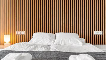 1 habitación, tabla de planchar con plancha, wifi y ropa de cama