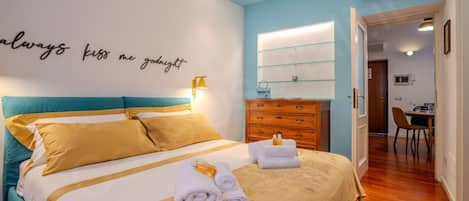 1 bedroom, iron/ironing board