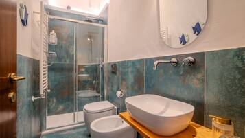 Regadera y bidet