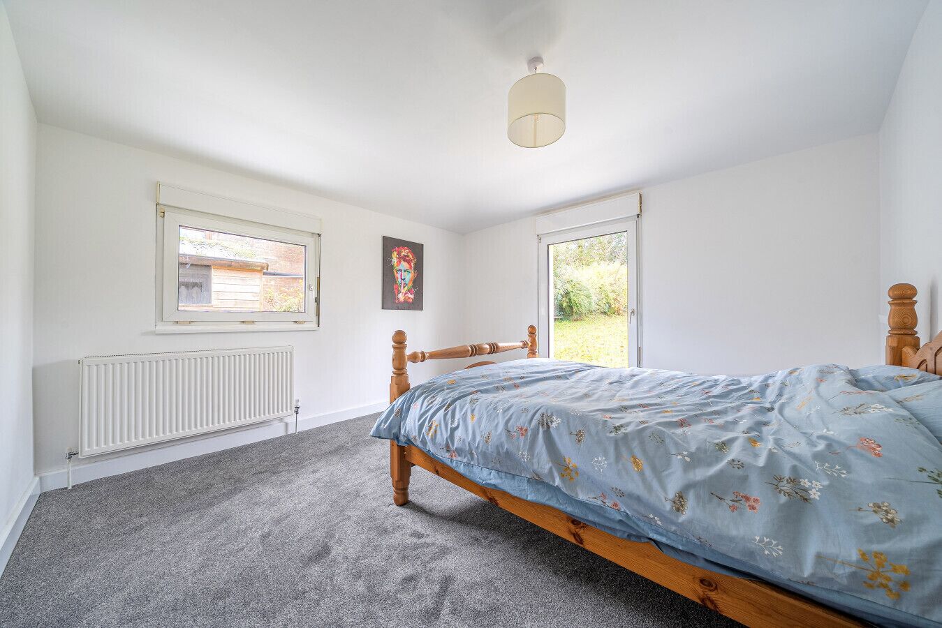 Schreibtisch, WLAN, Bettwäsche