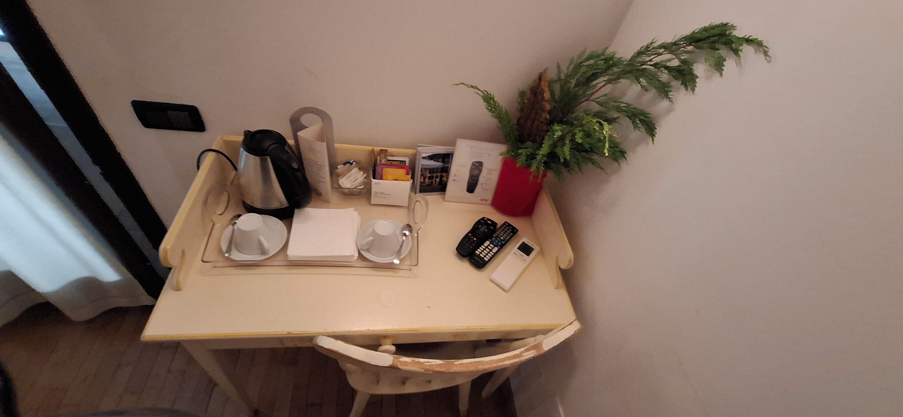 Family Quadruple Room | Living area