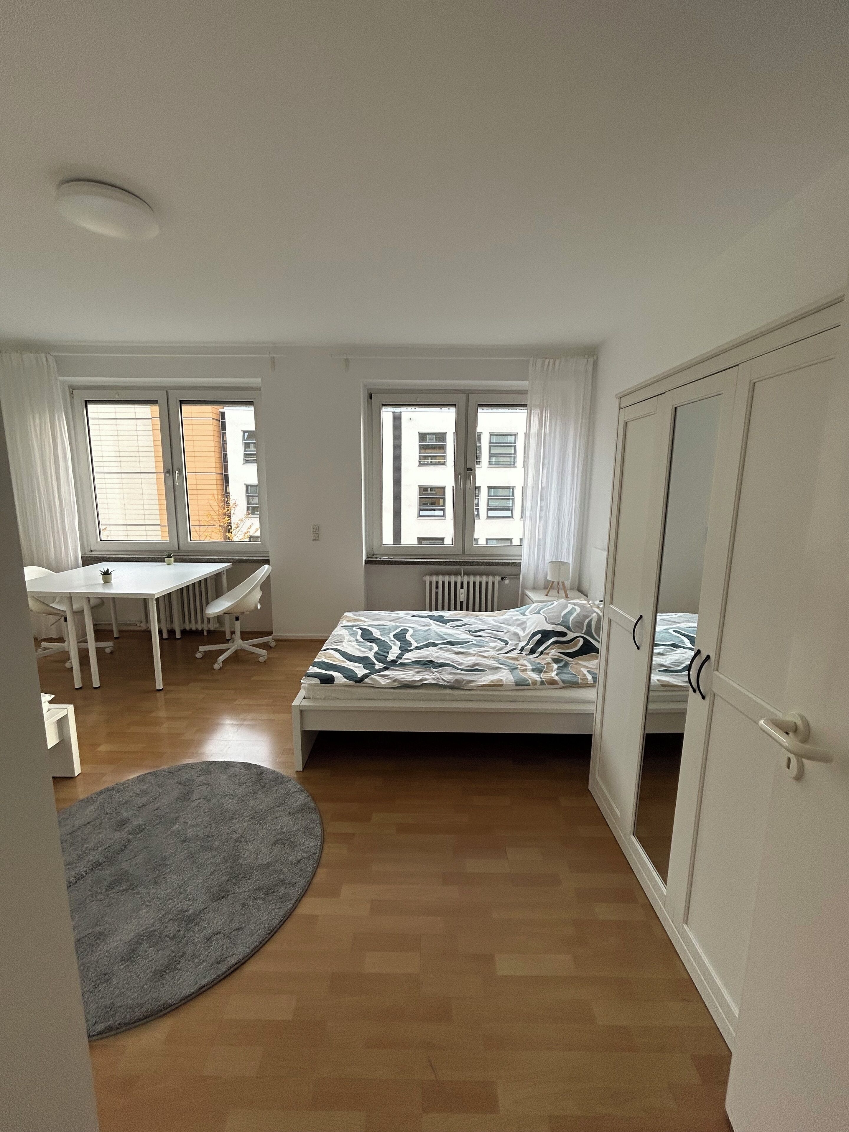 3 Schlafzimmer, Bügeleisen/Bügelbrett, WLAN, Bettwäsche