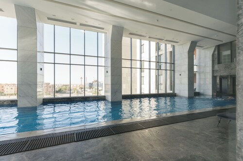 Cozy Luxury Studio in AEON Towers, Near Mall of Arabia