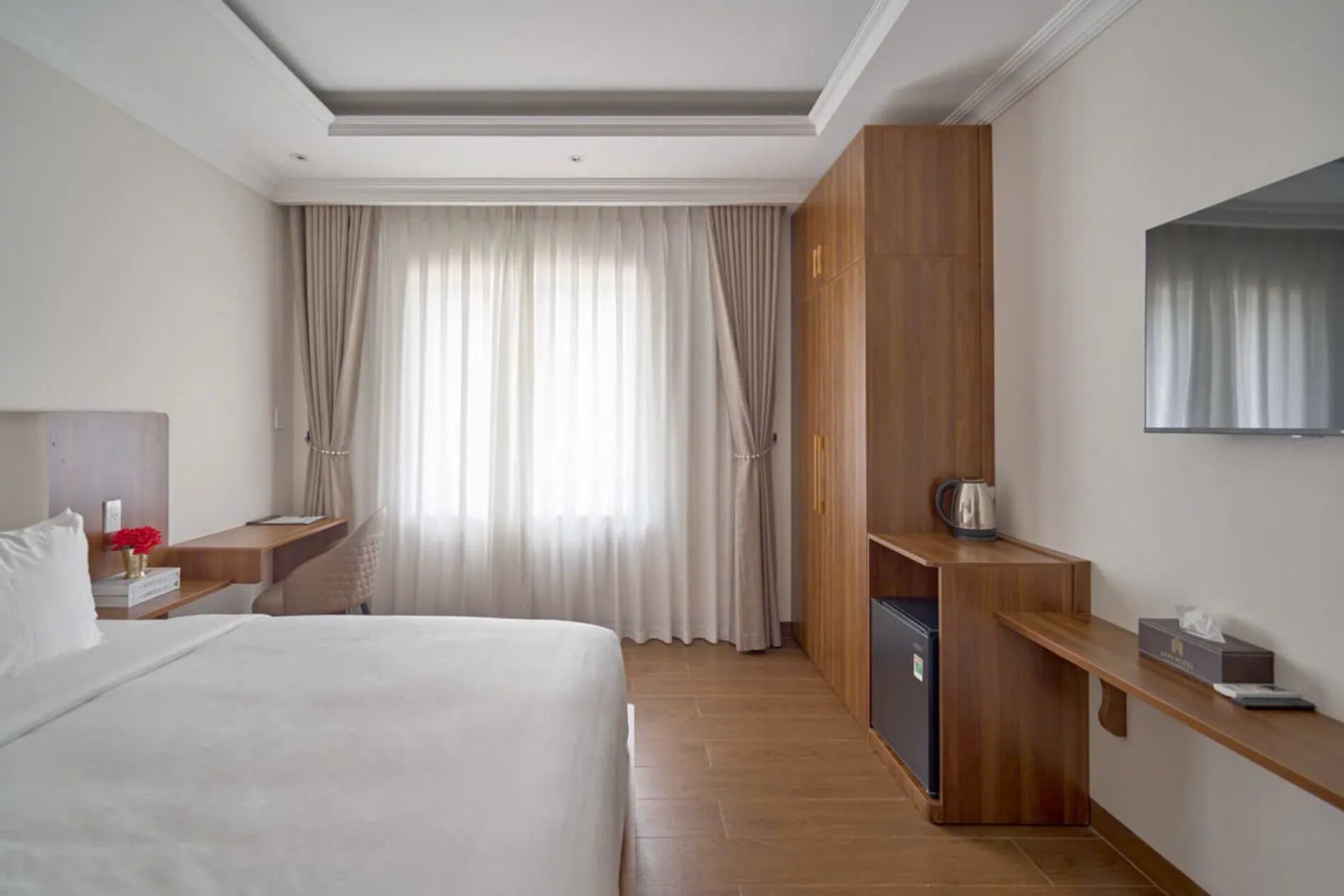 เตียงเมมโมรีโฟม, โต๊ะทำงาน, พื้นที่ทำงานแบบใช้แล็ปท็อป, Wi-Fi ฟรี