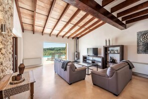 Living area - Finca with pool in Artà (Artà)