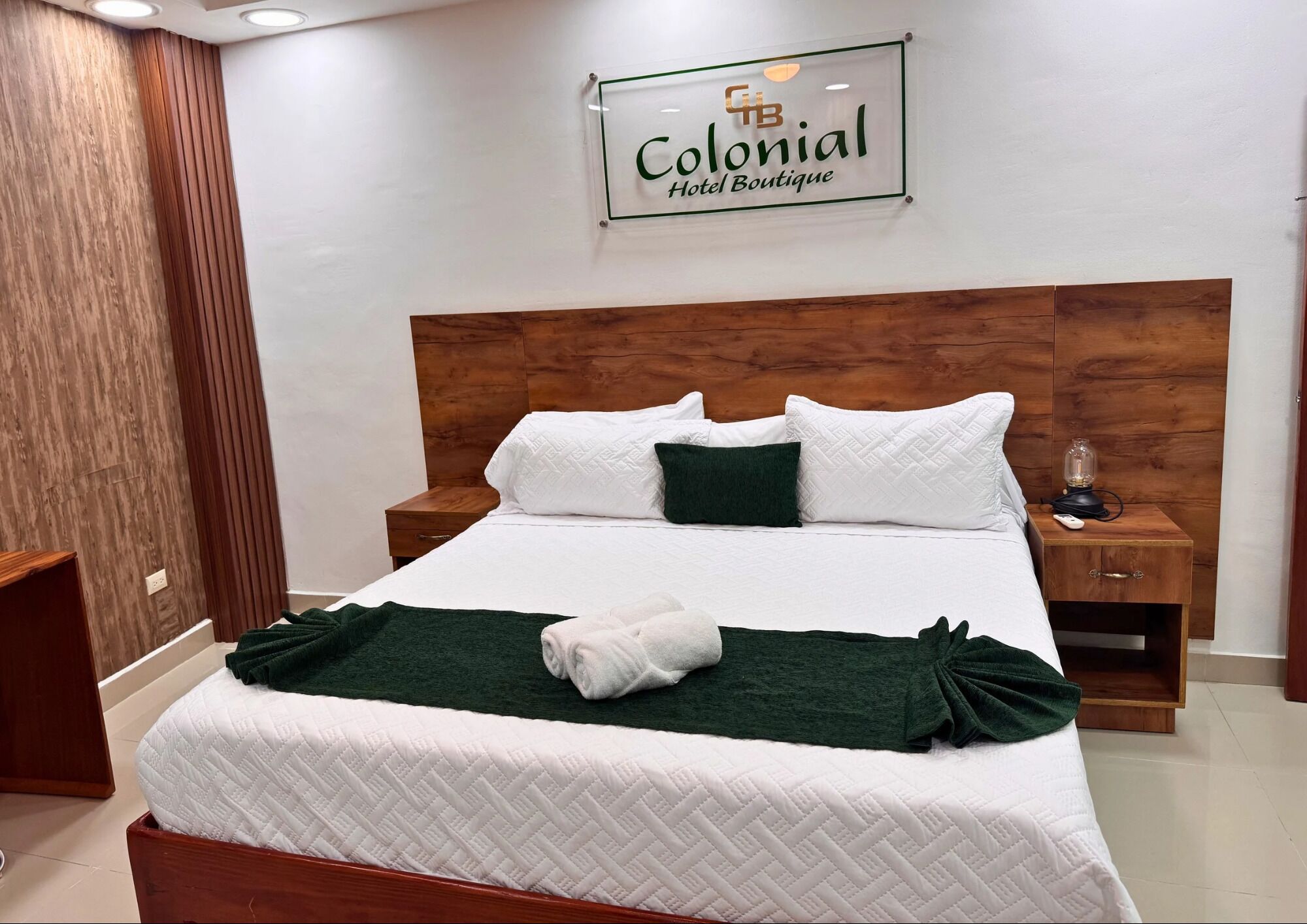 Deluxe-værelse | Premium-sengetøj, Select Comfort-senge, pengeskab på værelset