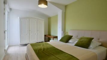 1 chambre, fer et planche à repasser, Wi-Fi, draps fournis