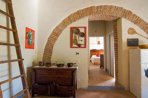 Apartamento, 1 quarto, vista para a colina | Área de estar