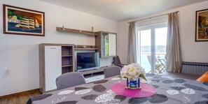Interior - Poljana / Lavanda A2+1 (Mali Lošinj)