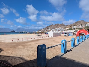 In StrandnÀhe