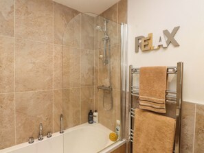 Shower - Heulfan - 17 Deganwy Castle Apartments (Conwy)