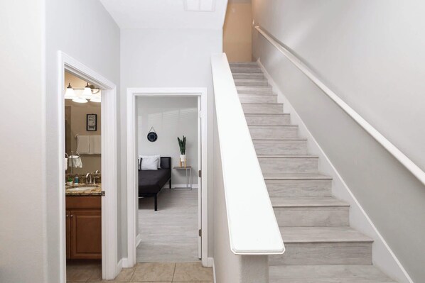 Townhome, Multiple Beds, Pool Access, Pool View (Sunset Chic at Paradise Palms) | Interior