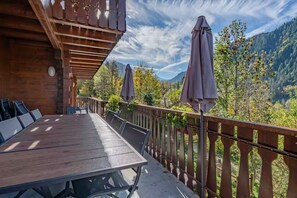 Outdoor dining - Large 300m2 chalet for 14 people, modern comfort and mountain charm (La Chapelle-d'Abondance)