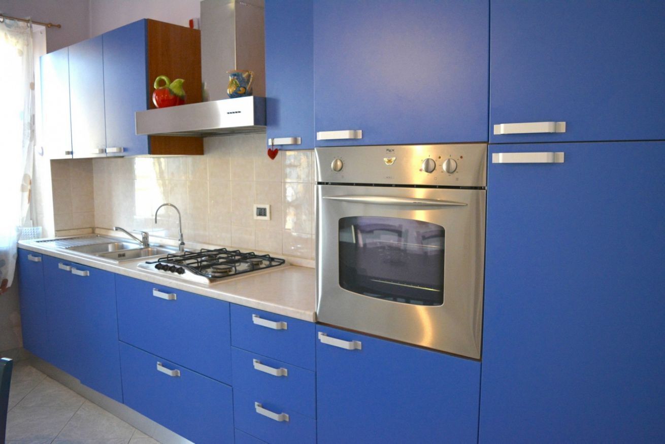 冰箱、微波炉、烤面包机