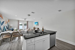 Interior - Lux Stay! Pet Friendly, Game Room, 8 min to downtown (St. Augustine)