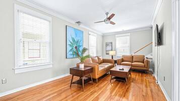 House, Multiple Beds, Kitchen, Garden View (Sunny Haven by the Village) | Living area