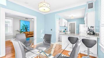 House, Multiple Beds, Kitchen, Garden View (Sunny Haven by the Village) | Dining