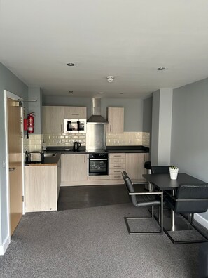 Standard Apartment, Non Smoking | Private kitchen - Quayside Apartments Newcastle Upon Tyne (Newcastle-upon-Tyne)