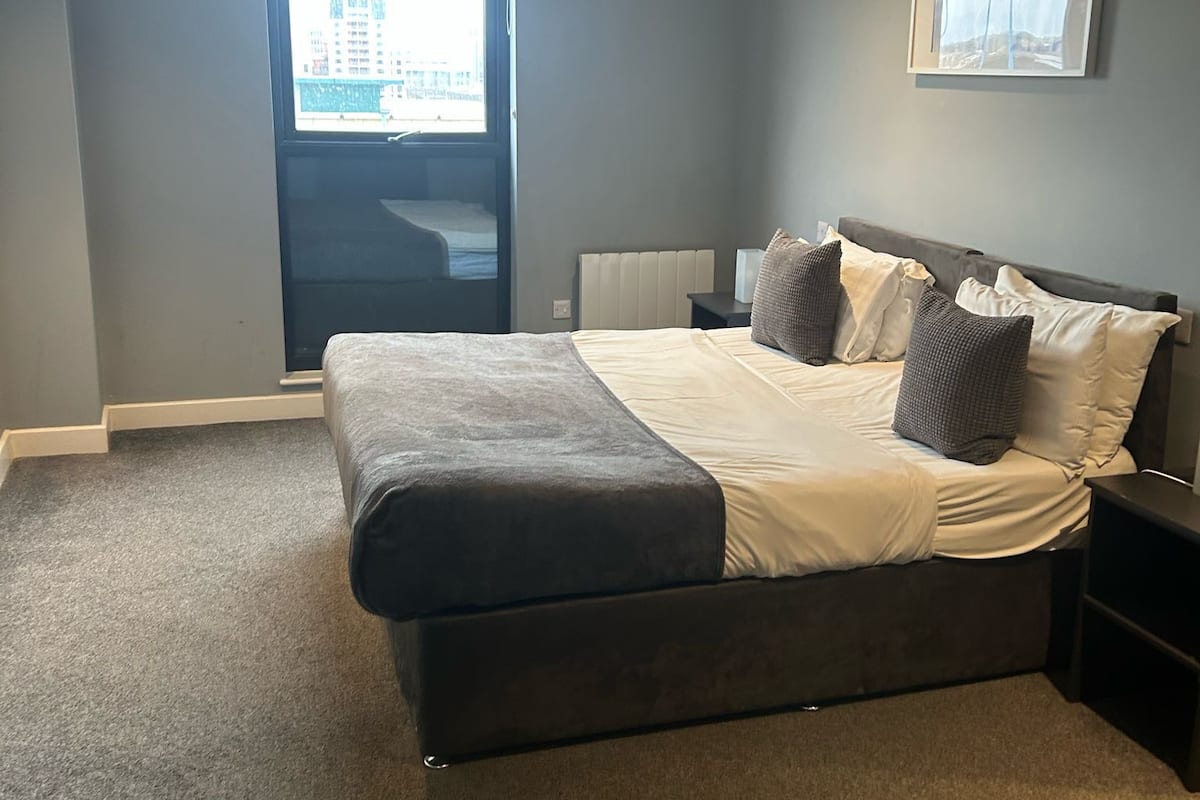 Bügeleisen/Bügelbrett, kostenloses WLAN