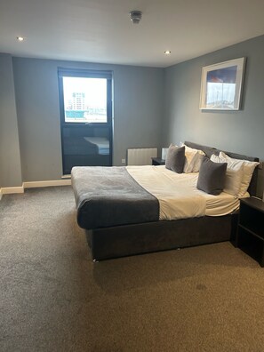 Bügeleisen/Bügelbrett, kostenloses WLAN