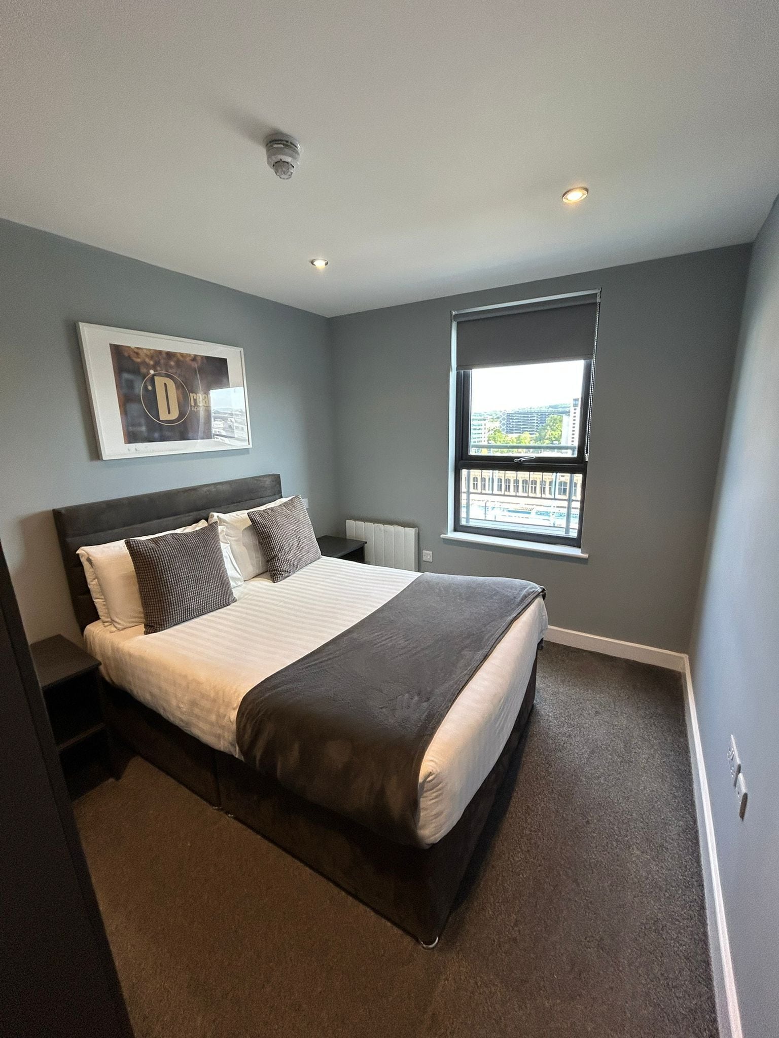 Bügeleisen/Bügelbrett, kostenloses WLAN