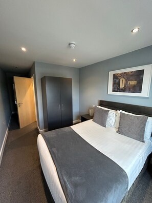 Iron/ironing board, free WiFi - Quayside Apartments Newcastle Upon Tyne (Newcastle-upon-Tyne)
