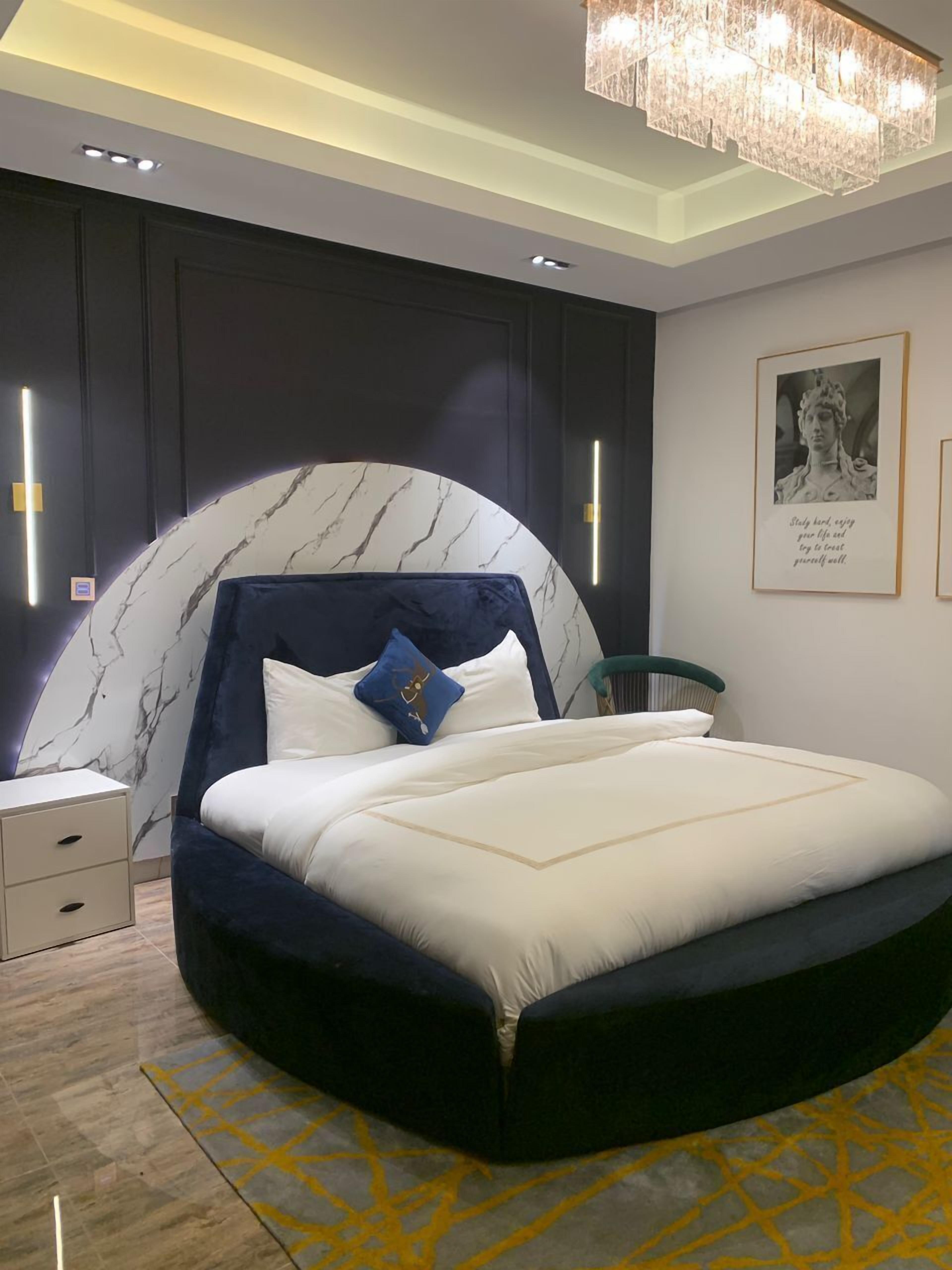 Luxury Apartment, Balcony, Pool View | Iron/ironing board, free WiFi