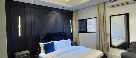 Appartement luxueux | Literie de qualité, espace de travail pour ordinateurs portables