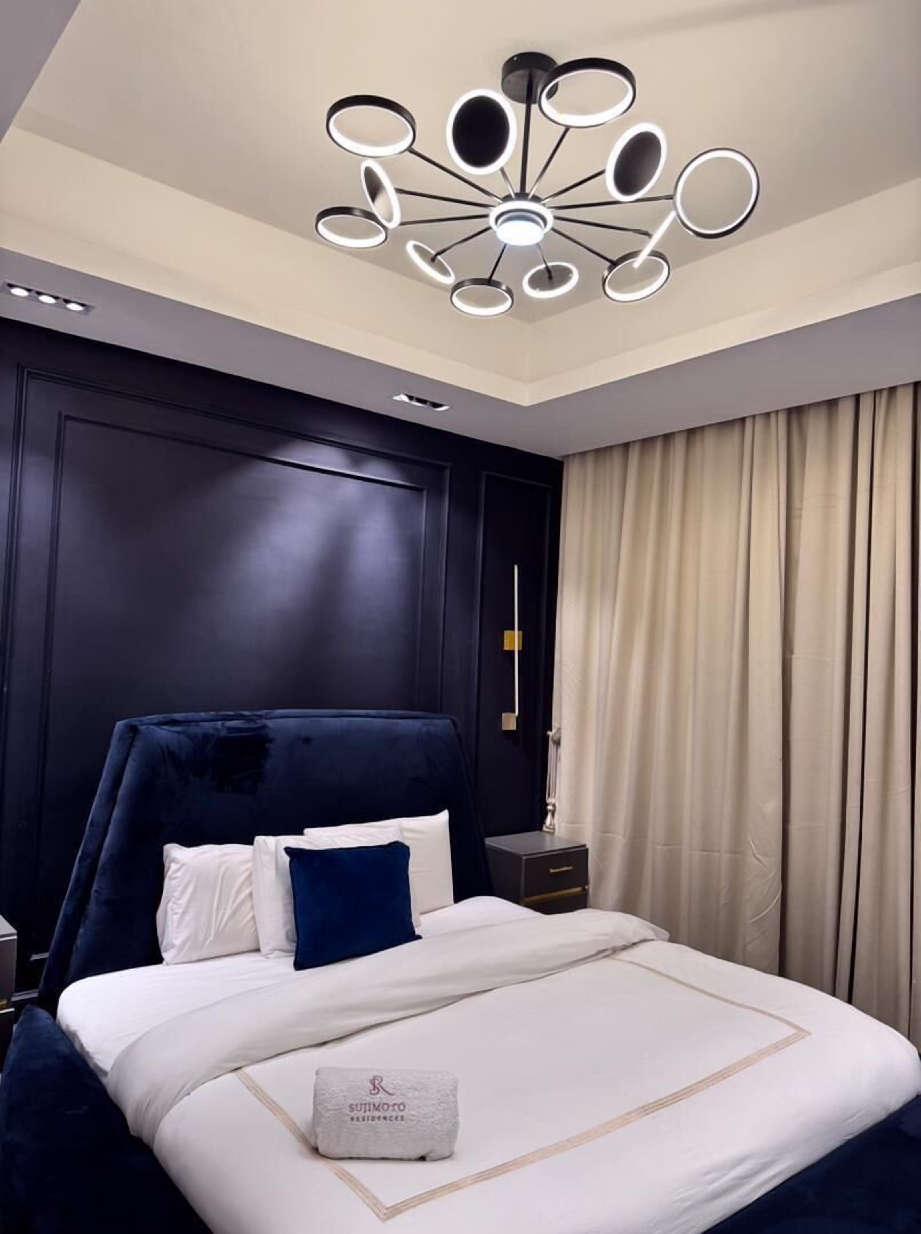 Apartament de luxe | Roba de llit d'alta qualitat i decoració individual 