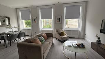 One Bedroom Apartment | Living area