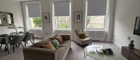 One Bedroom Apartment | Área de sala de estar