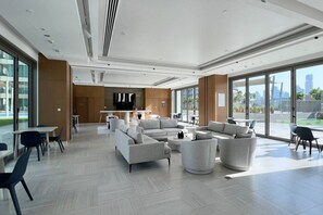 Interior - Luxury 2 bedroom apartment with Burj Khalifa views, connected to Dubai Mall (Dubai)