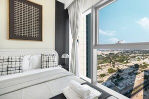 2 bedrooms, desk, iron/ironing board, WiFi - Burj Khalifa View from the Infinity Pool | 2br (Dubai)