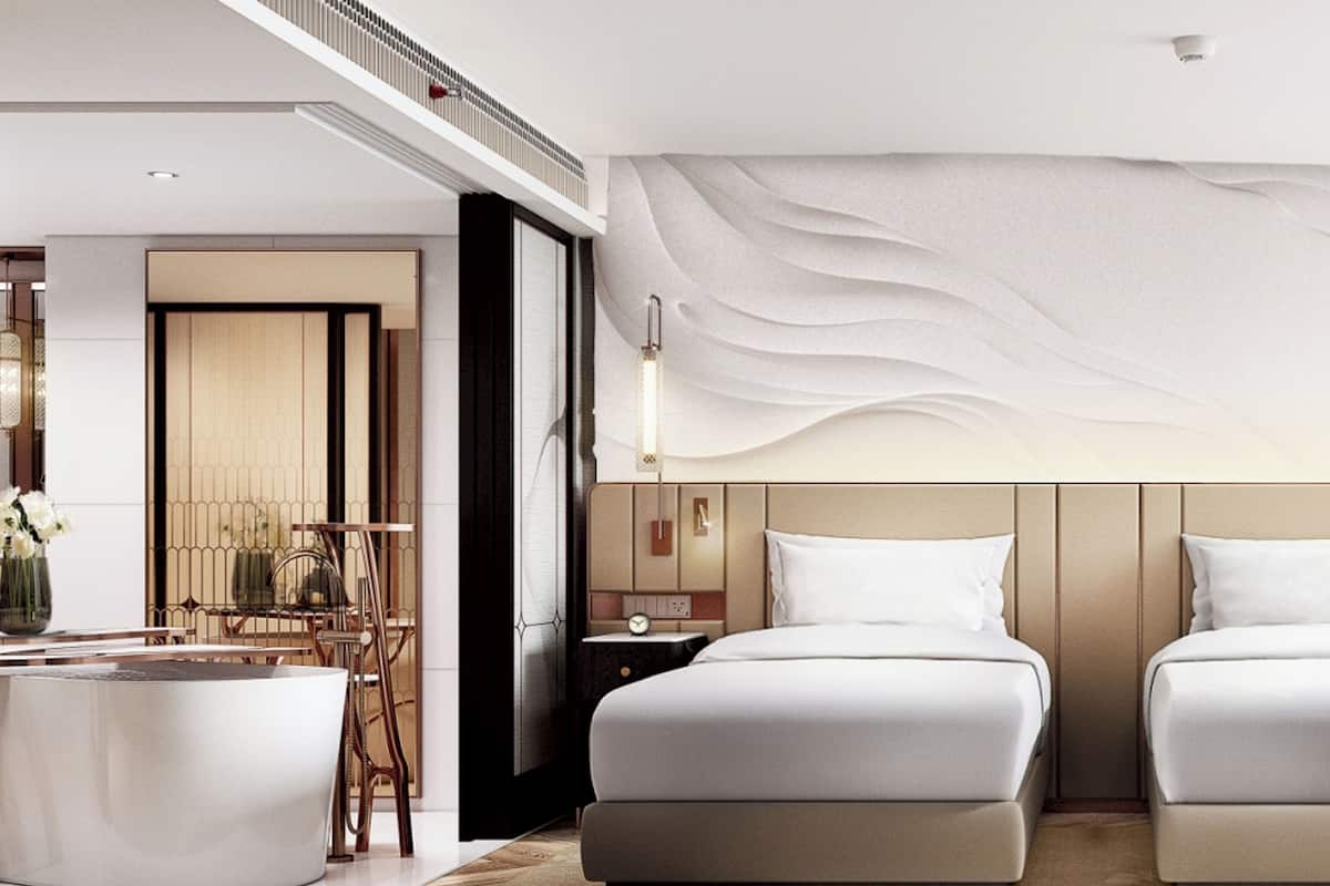 Premium bedding, down comforters, minibar, in-room safe