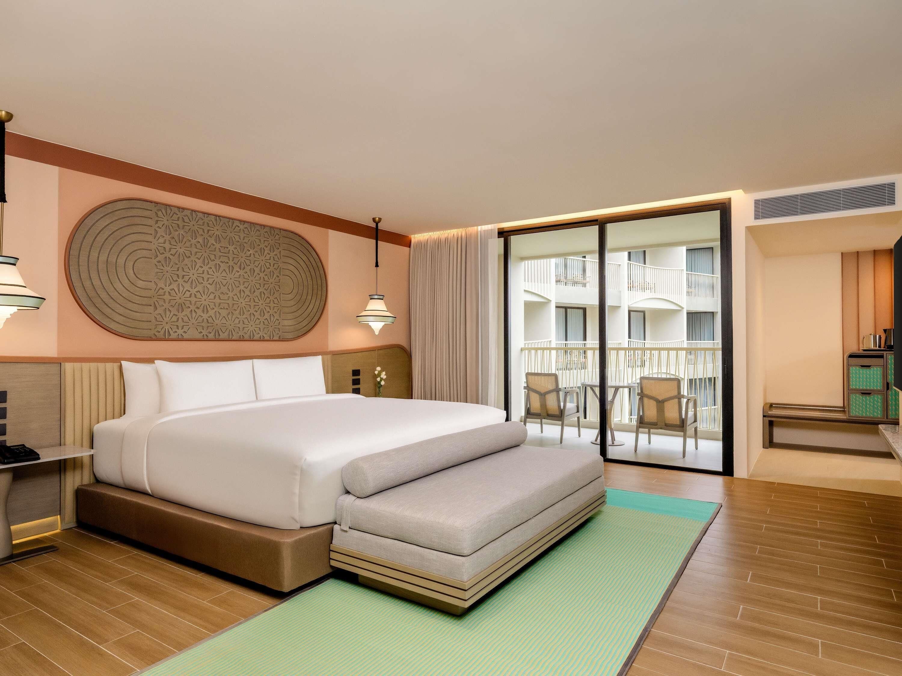 Suite – junior, 1 kingsize-seng | Lydisolert, strykejern/-brett og wi-fi (inkludert)