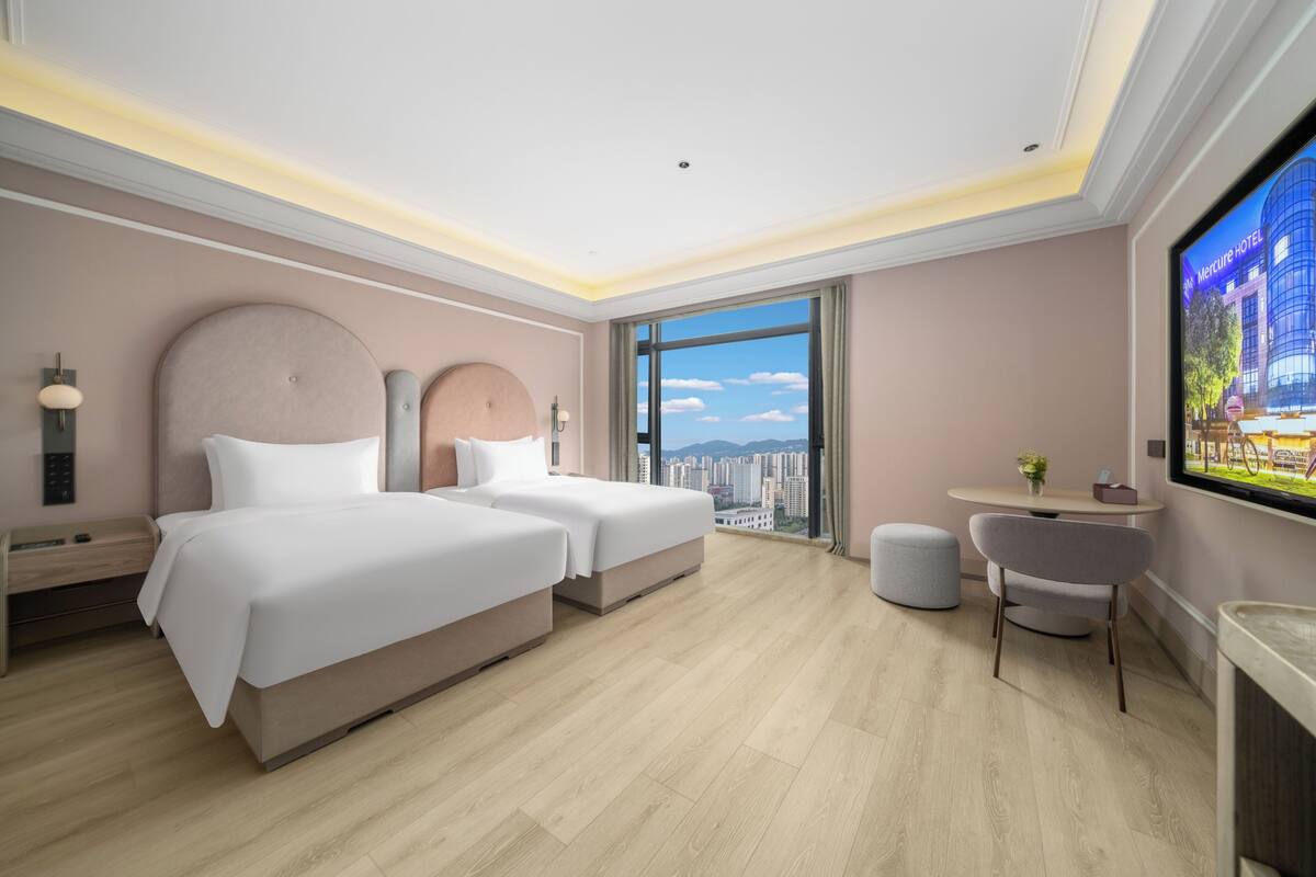 Kamar Eksekutif, 2 Tempat Tidur Twin | Minibar gratis, tirai kedap cahaya, dan kedap suara