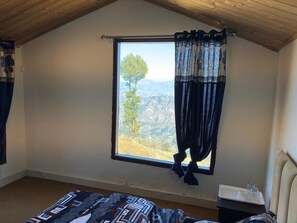 Habitación Deluxe doble, vistas a la montaña | Vistas desde la habitación