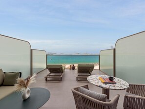 Kamer, 1 kingsize bed, terras, uitzicht op zee