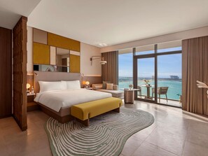 Kamar, 1 Tempat Tidur King, pemandangan laut | Setrika/meja setrika dan Wi-Fi gratis