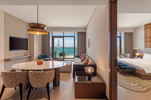 Two Bedroom Connecting Family Signature Twin And King