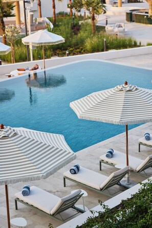 Pool - So/ Ras Al Khaimah Hotel & Resort (Ras Al Khaimah)