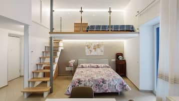 Fer et planche Ă repasser, Wi-Fi, draps fournis