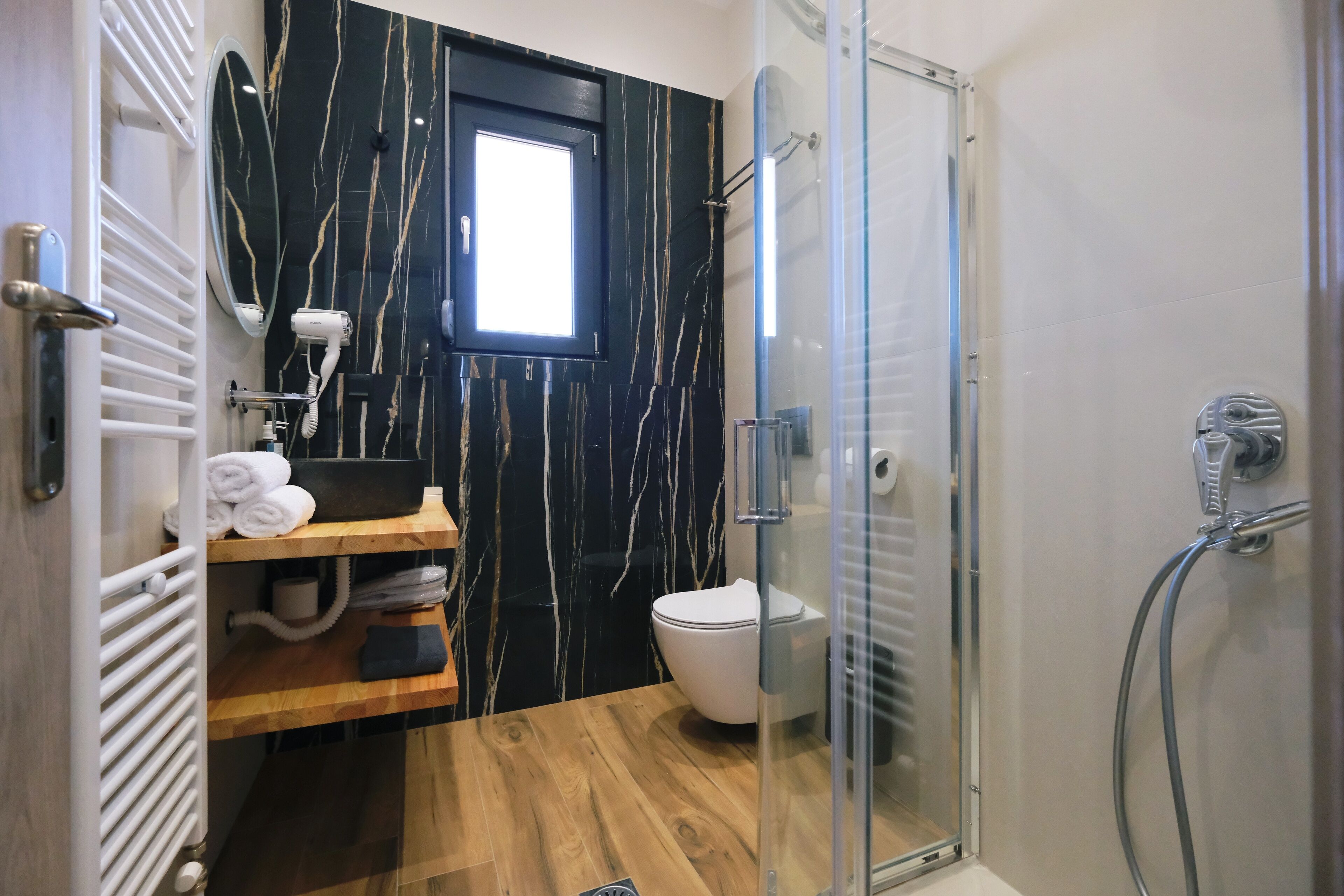 Apartment, 2 Bedrooms, Balcony, Beach View | Bathroom | Slippers